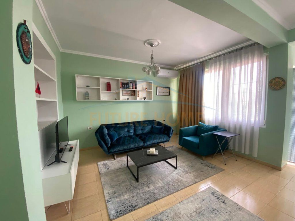 Rent, Apartment 2+1, Former Electric Market, Tirana.