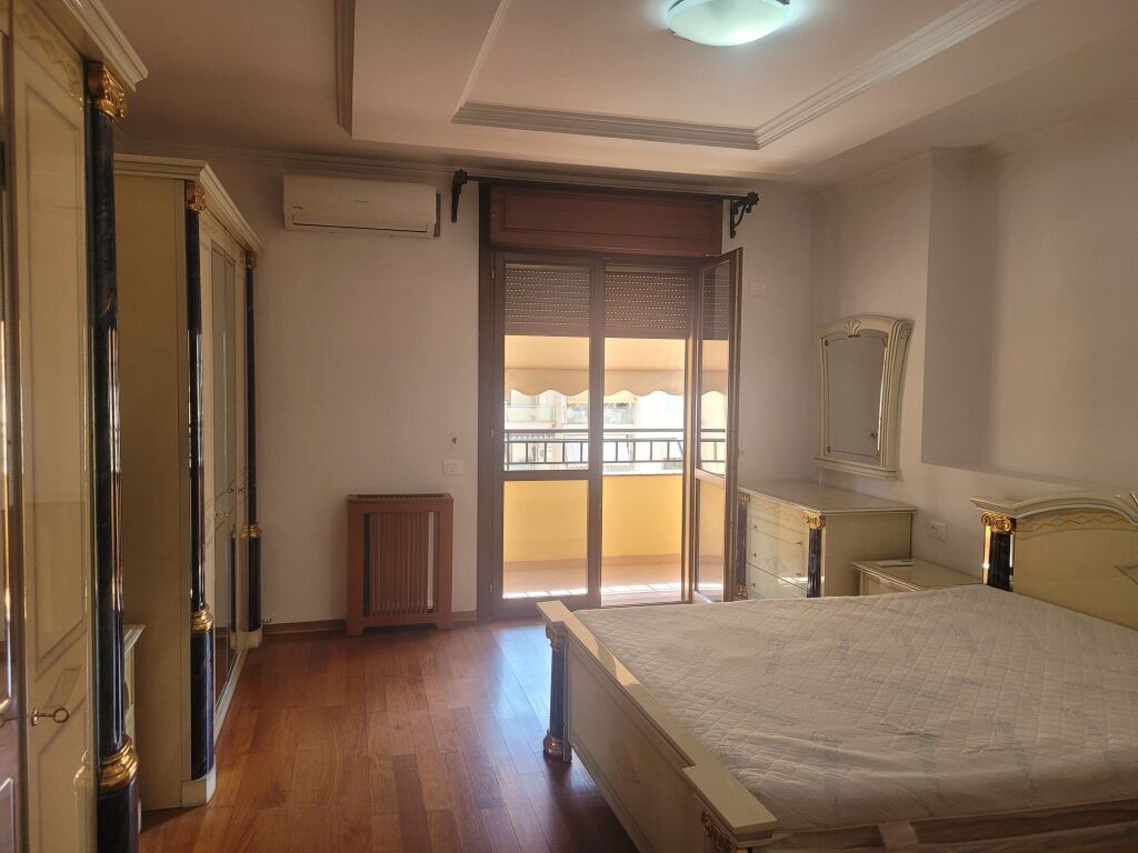 Super 3+1 apartment for rent at Lulishtja, Paris Commune