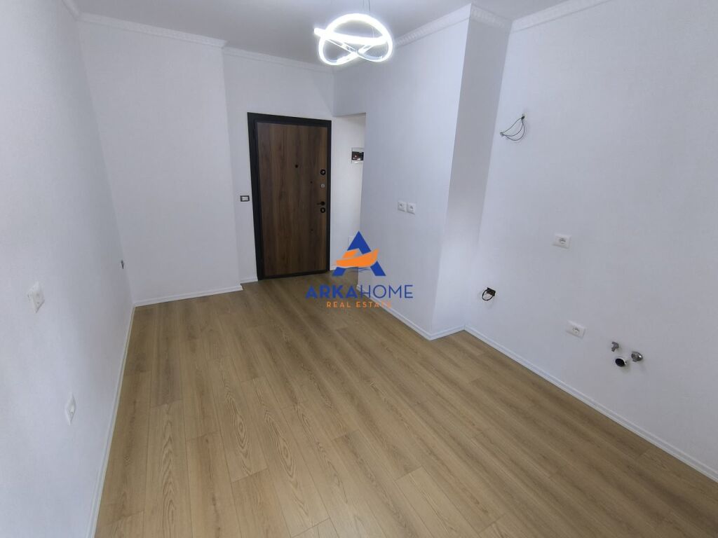FOR SALE APARTMENT 1+1+BALCONY "AT RESTAURANT FRESKU" 7000000 LEKE