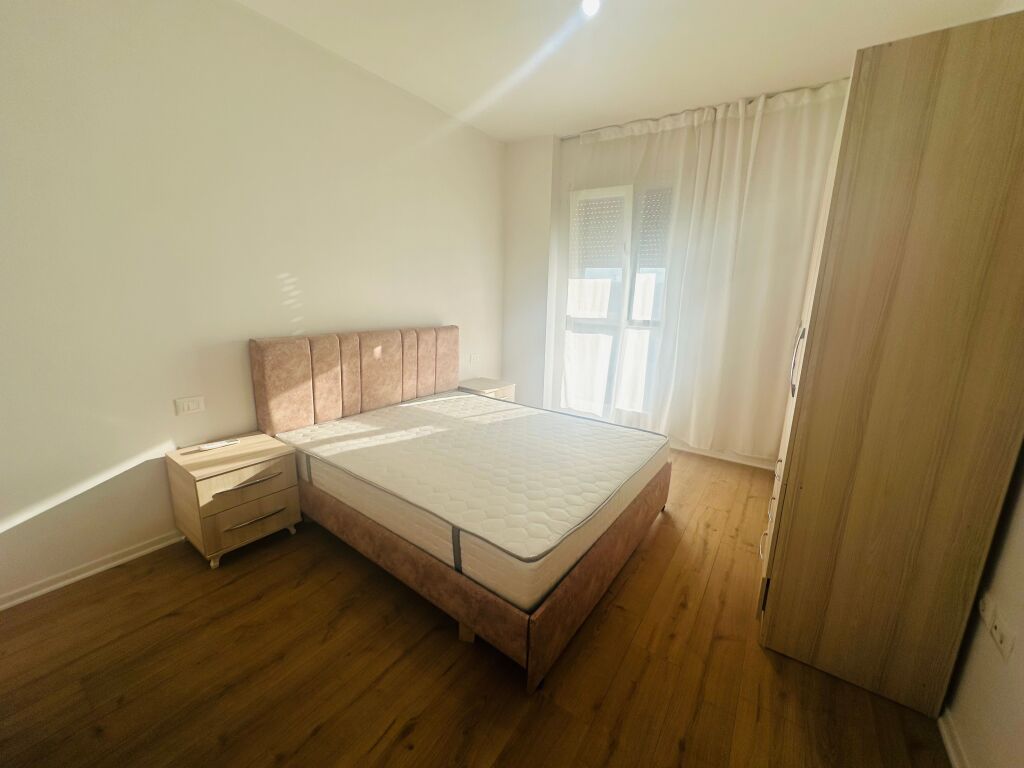 Affittasi Appartamento 2+1+2 Bagni + 1 Balcone