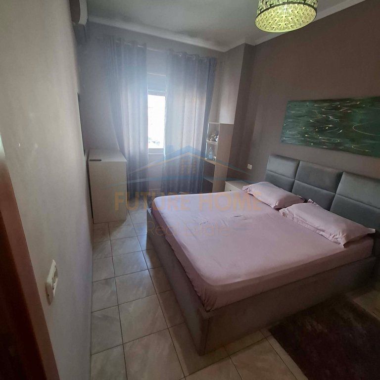 Shitet, Apartament 2+1, Rruga Astrit Losha, Unaza e Re
