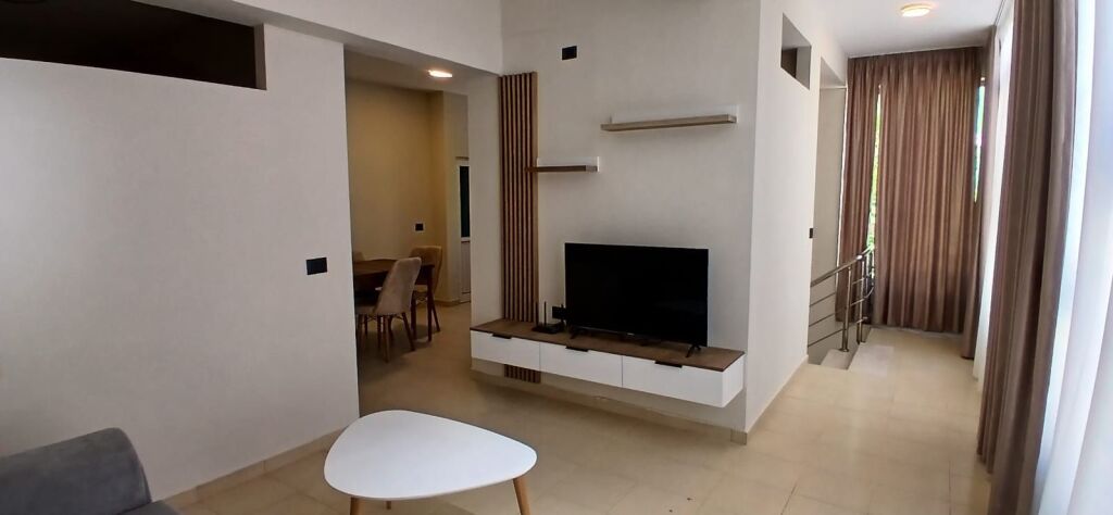 Appartamento 1+1 in Affitto ,viale Vlore