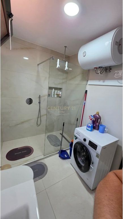 Apartment 1+1 for rent near the Red School