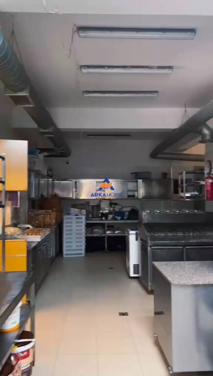 SHITET AMBIENT BIZNESI 222M2 "ISH PARKU" 777.350 EURO
