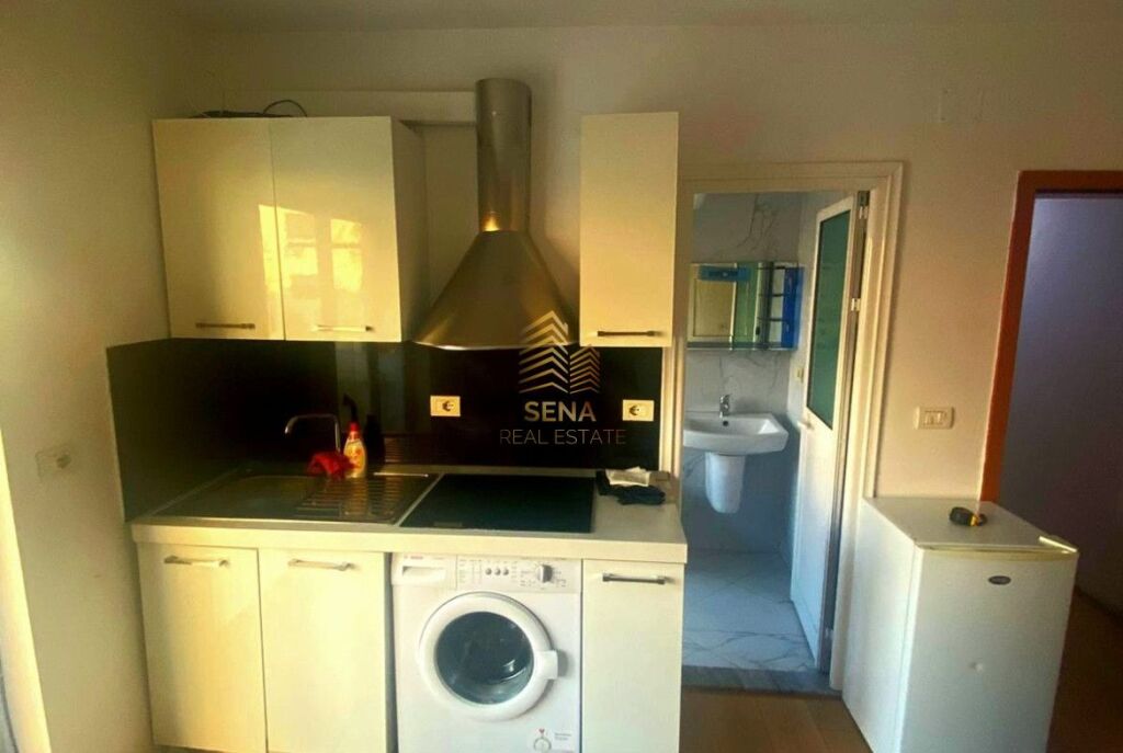 Affitto, Monolocale, 21 Dhjetori, 44.000 Lek/mese