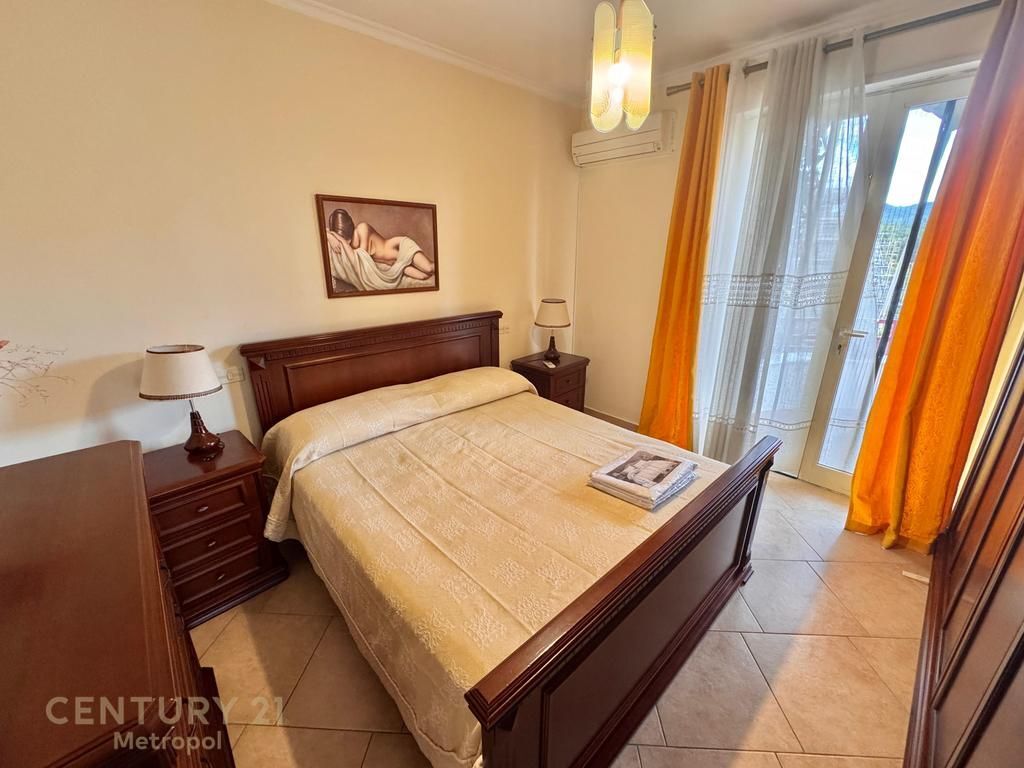 Appartamento 3+1+2 in affitto in Via Elbasan, vicino al liceo "Asim Vokshi"