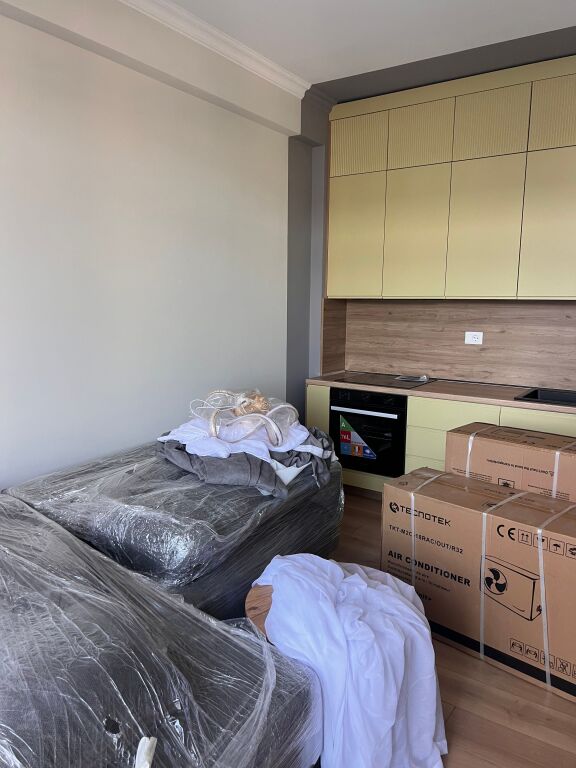 Jepet me qira 1+1 Rruga Jordan Misja 600 mije leke