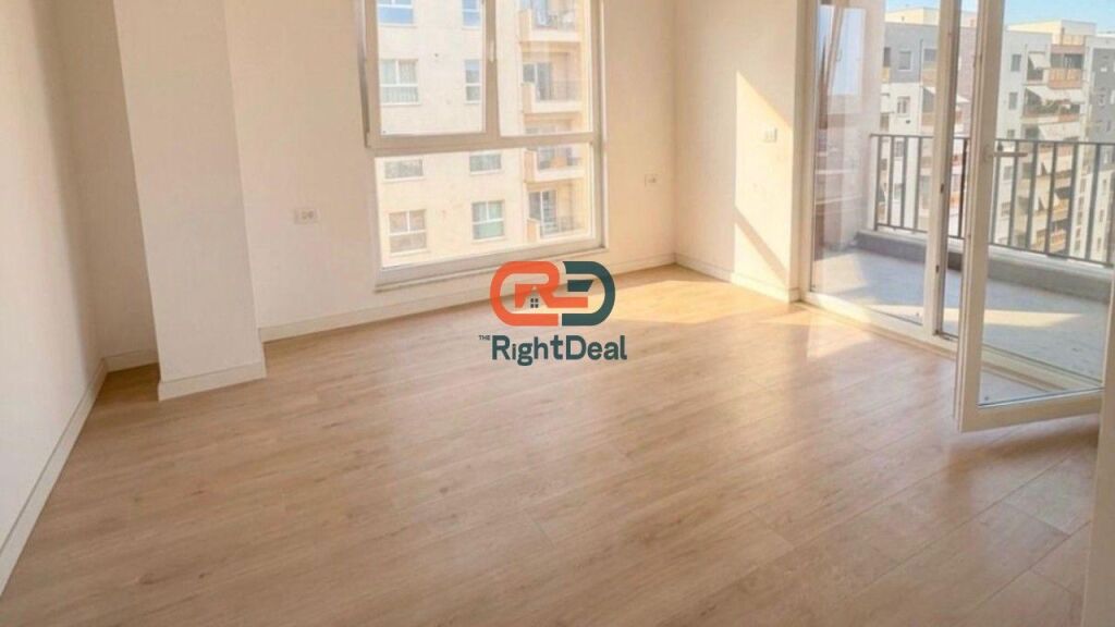 Ne Laprake, Tek Kompleksi Aura, Shitet Apartament 2+1 Me Investim Ekstra!
