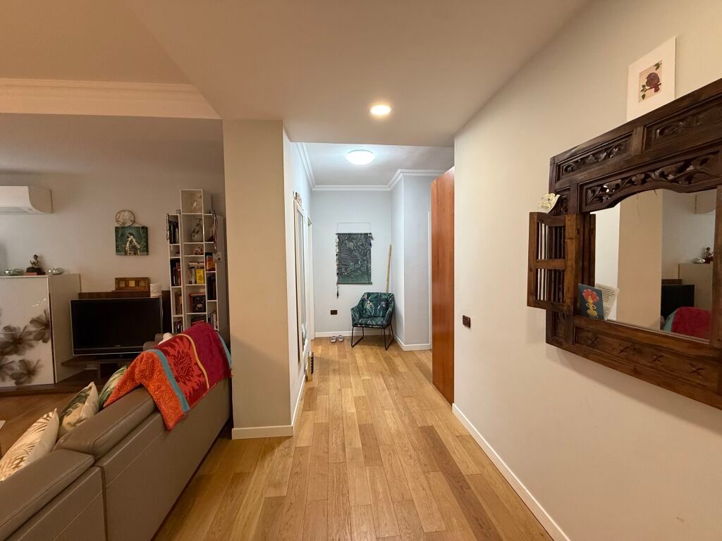 Apartment 2+1+2 for sale, Blloku Tirane
