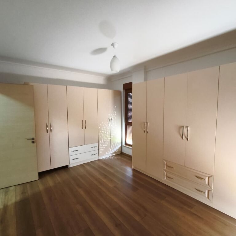 🏡 JEPET ME QIRA VILË E BASHKËNGJITUR – COLOMBO 2, PRANË TEG