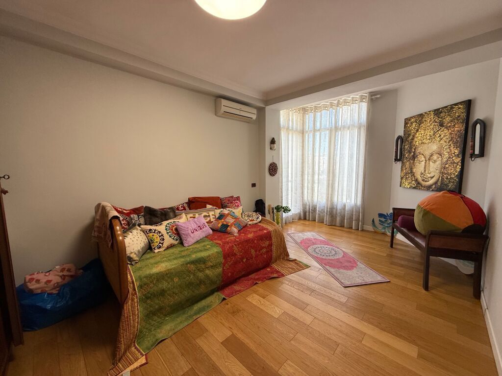 Apartment 2+1+2 for sale, Blloku Tirane