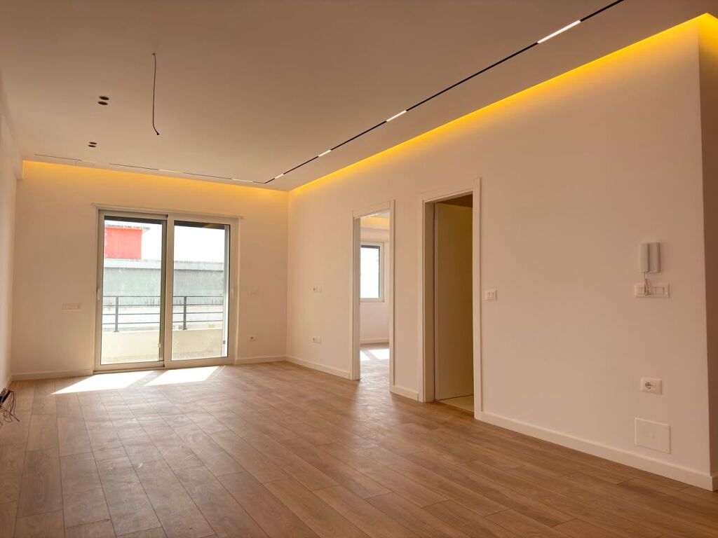 2 bedroom apartment for sale in Lungomare Vlore