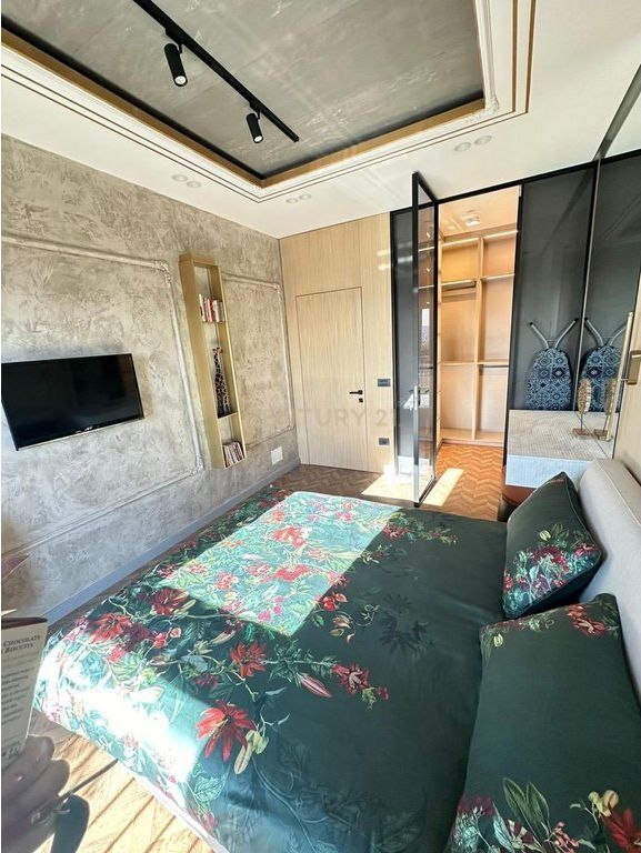 Apartament 1+1 Me Qira në Rruga e Kavajës, Tiranë - 1100€ | 77.3 m²