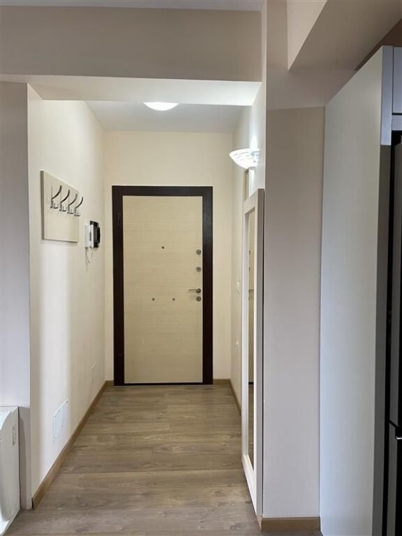 Apartament 1 dhomë gjumi për qira