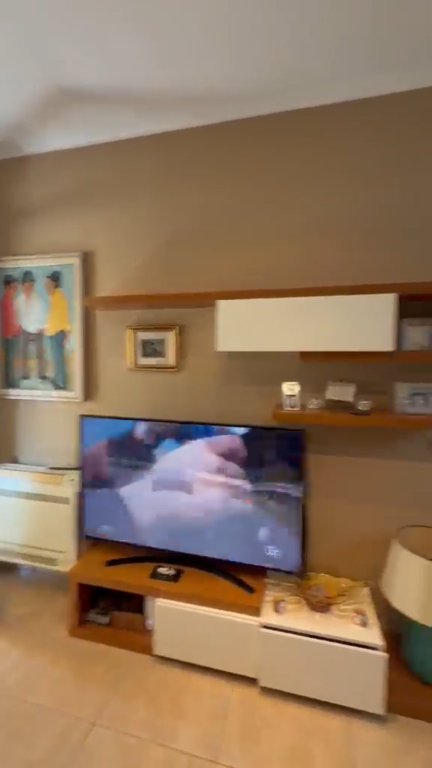 Apartament 2+1+2 per shitje Perballe me Deliorgjin !