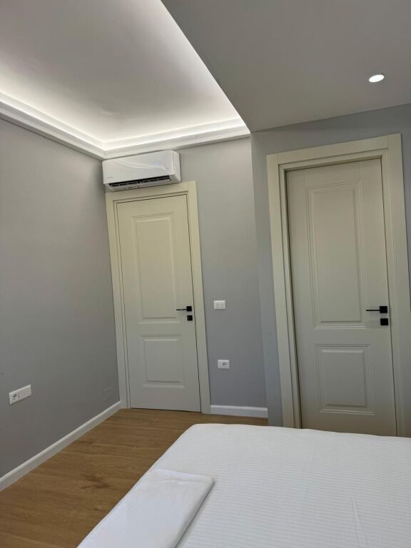 Penthouse 2+1+2wc for Long Term Rent - Hotel Partner, Vlore