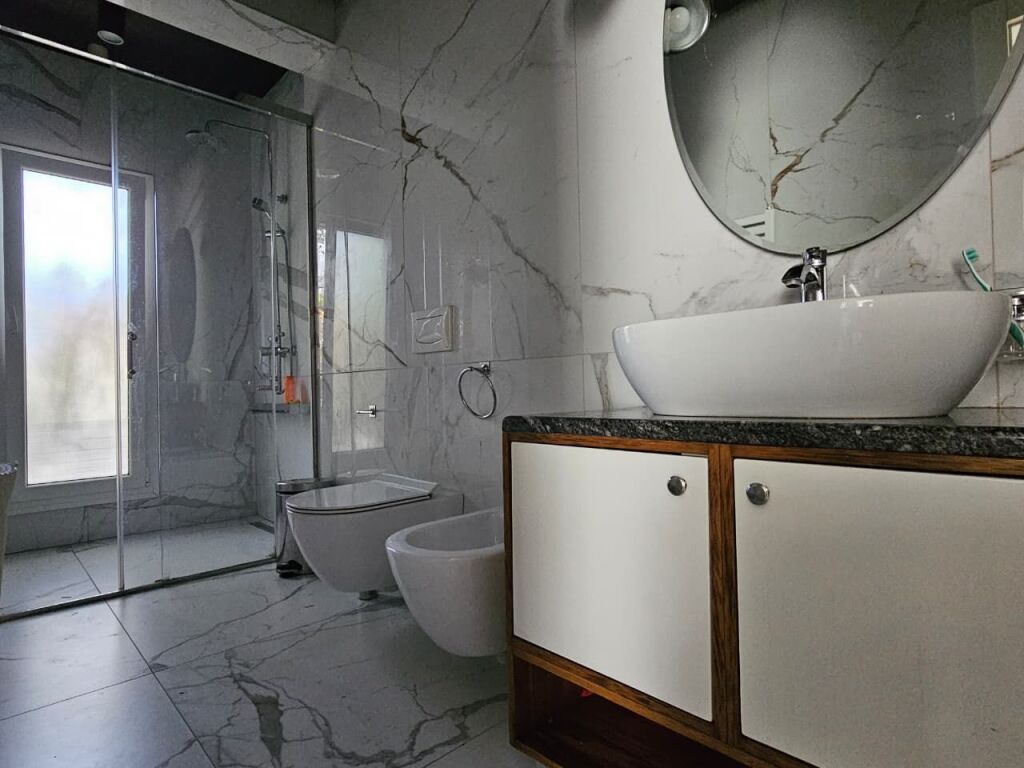 Duplex con cortile in vendita Marea Resort, Qerret!