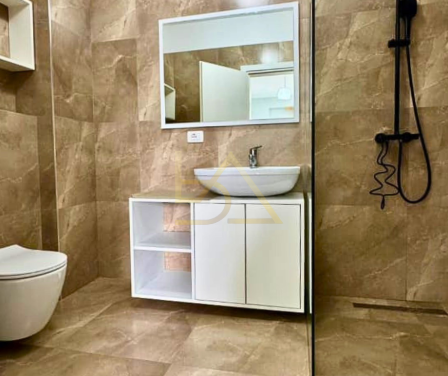 Apartament 2+1+2 për Shitje – Liqeni i Thatë, pranë Parkut Zoologjik, Tiranë