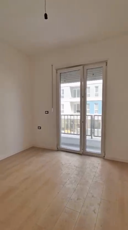 Apartament 2+1+2 per shitje Tek Univers City !