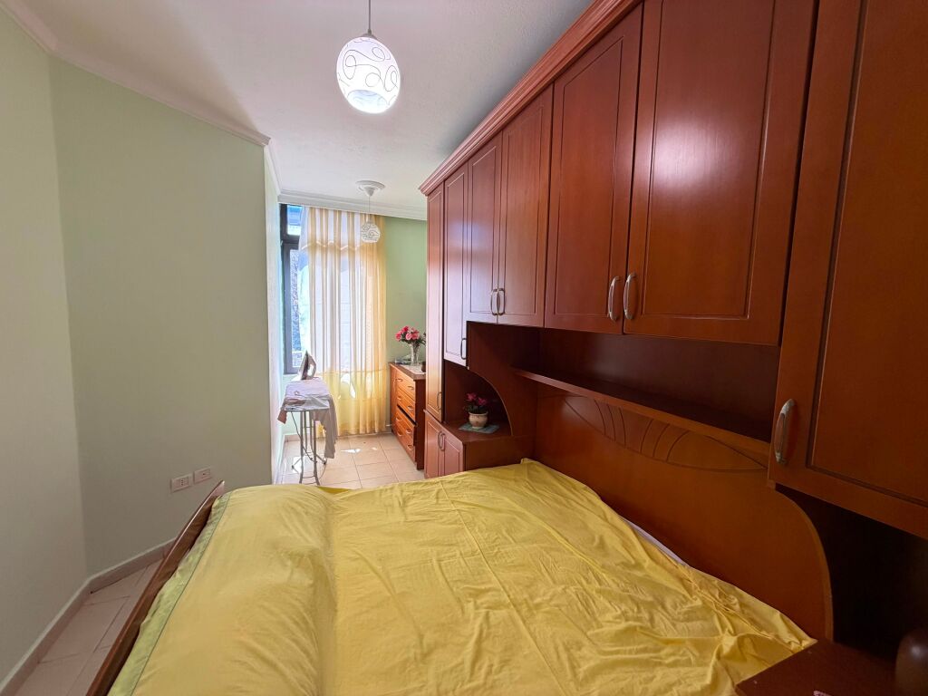 Shitet Apartament 1+1 te Shkembi Kavajes 68.000€