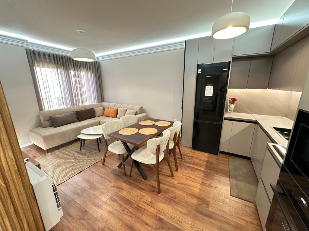 Apartment 1+1 for rent – Fiori Di Bosko, Don Bosko ✨ Modern apartment with quality furnishings, designed to offer maximum comfort. price 65,000 lek