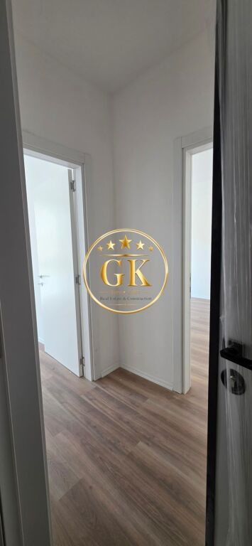 🏡 SHITET APARTAMENT 1+1+1 GARAZHD – SAUK I VJETER