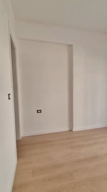 Apartament 2+1+2 per shitje Tek Univers City !