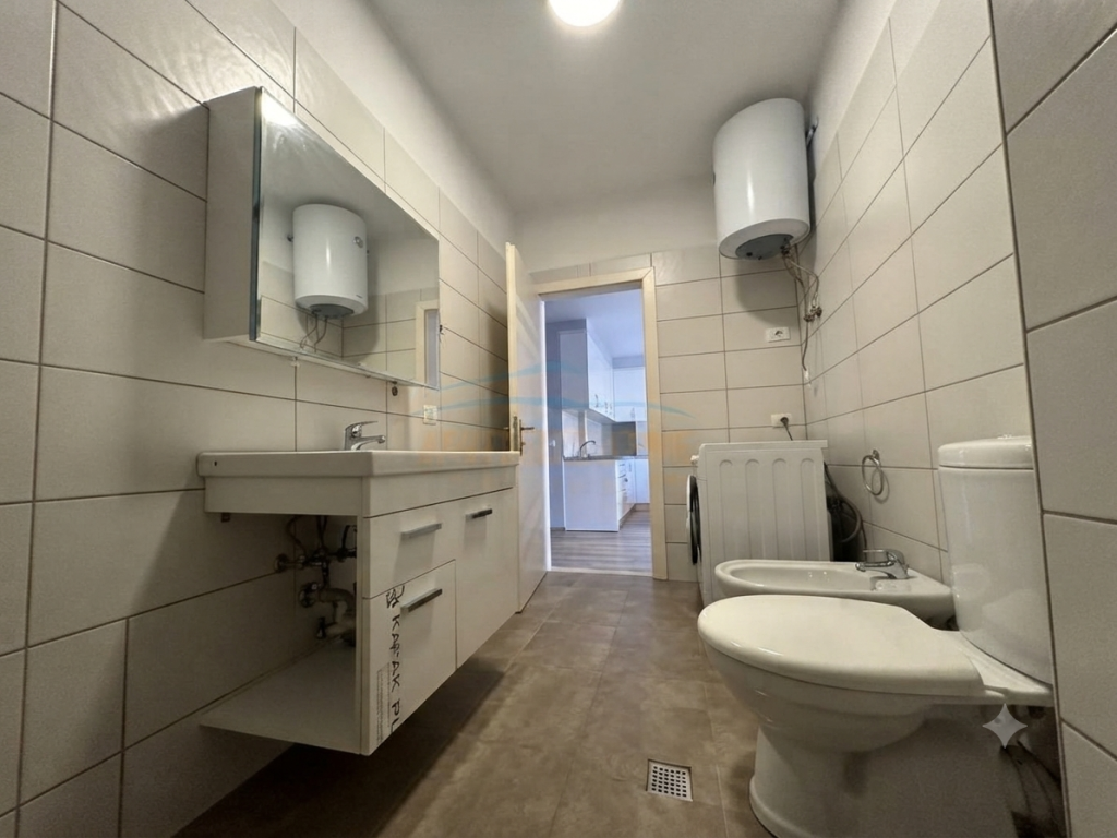 For sale, Apartment 1+1, Former Aviation Field, Tirana
