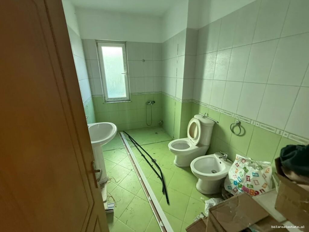 Vile 4 Kateshe Me Qera Ne Shkoze (ID BV22658) Tirane