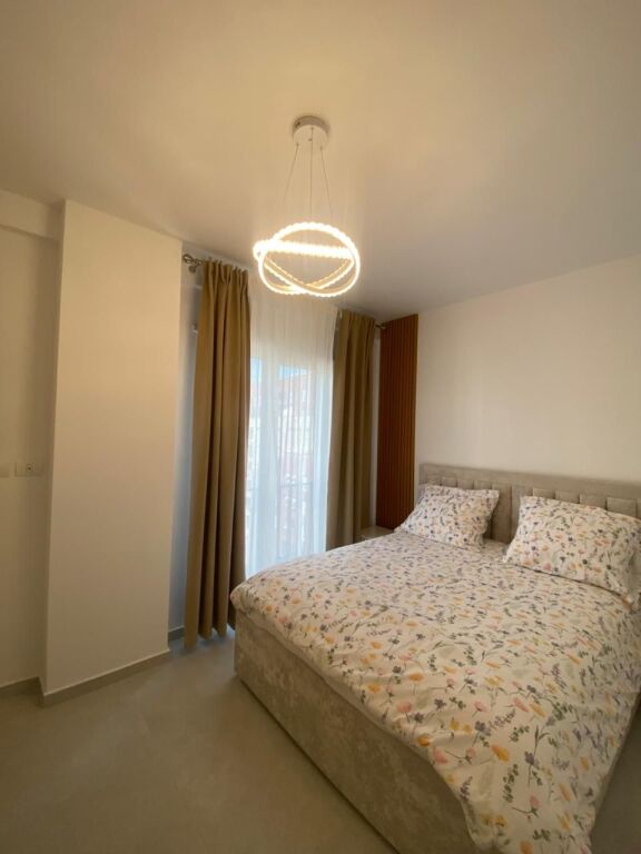 🏡 Apartament 2+1+2 me Qira – Pazari i Ri Prane Qendres