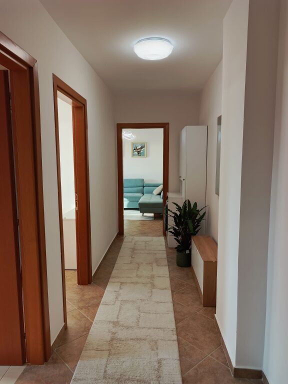 SHITET APARTAMENT 1+1 – GOLEM, PAMJE DETI!