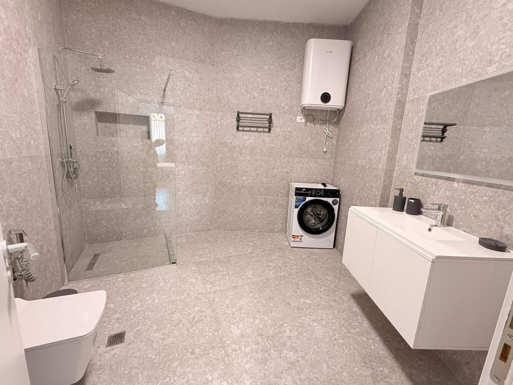 Apartament Me Qera 1+1 Ne Vasil Shanto (ID B2101411) Tirane