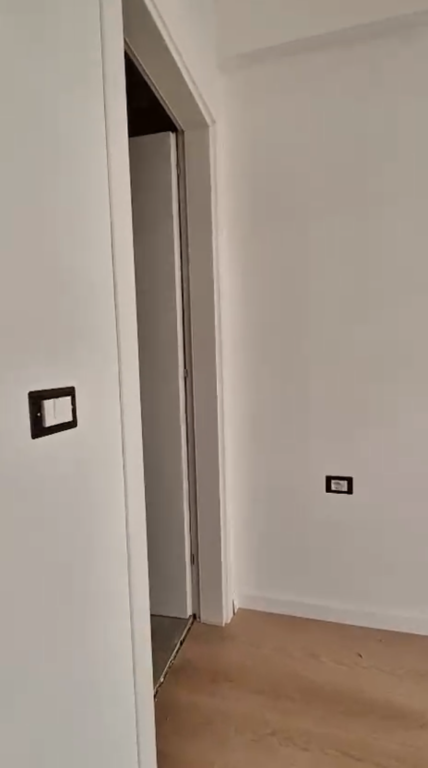 Apartament 2+1+2 per shitje Tek Univers City !