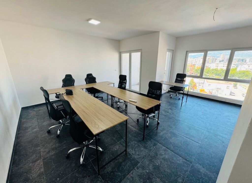 Ufficio in affitto Zogu i Zi