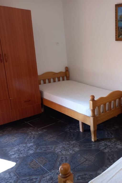STUDIO APARTMENT 20000 LEKE.,LAPRAKE