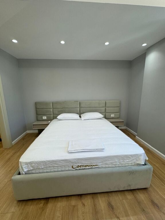 Penthouse 2+1+2wc for Long Term Rent - Hotel Partner, Vlore