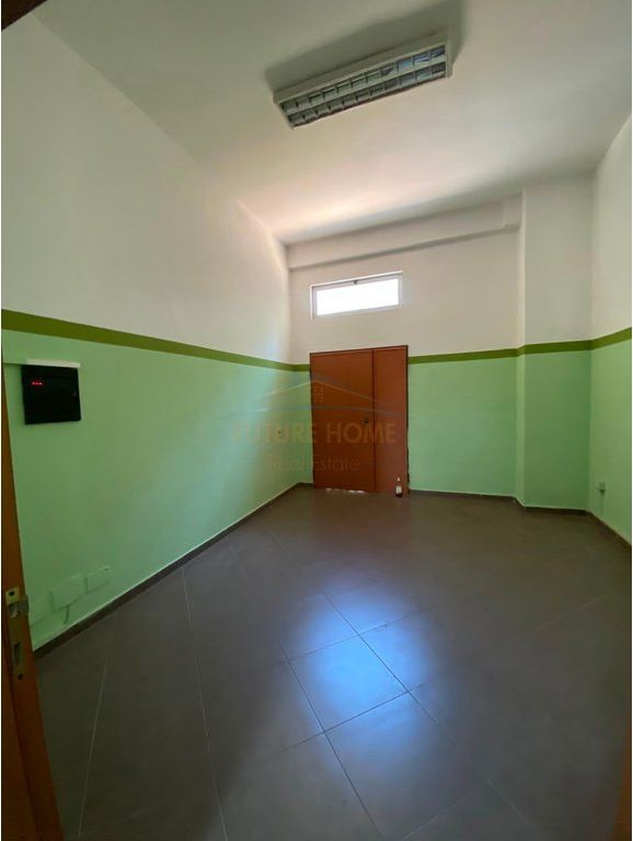 Rent, Business Premises, Rruga Riza Cerova