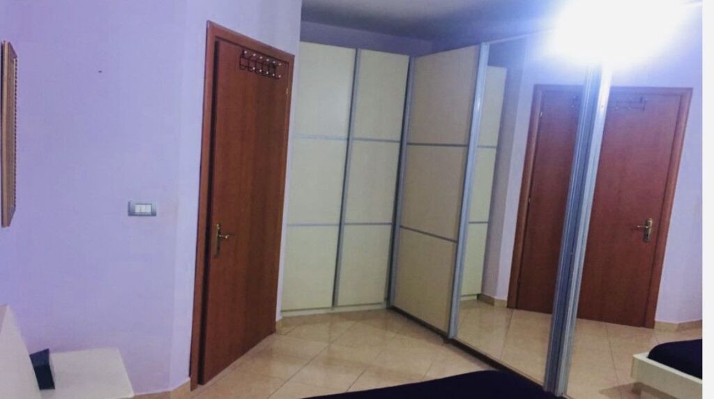 Rent | Apartament 1 + 1 | Pallatet Cabej | 370 €/month