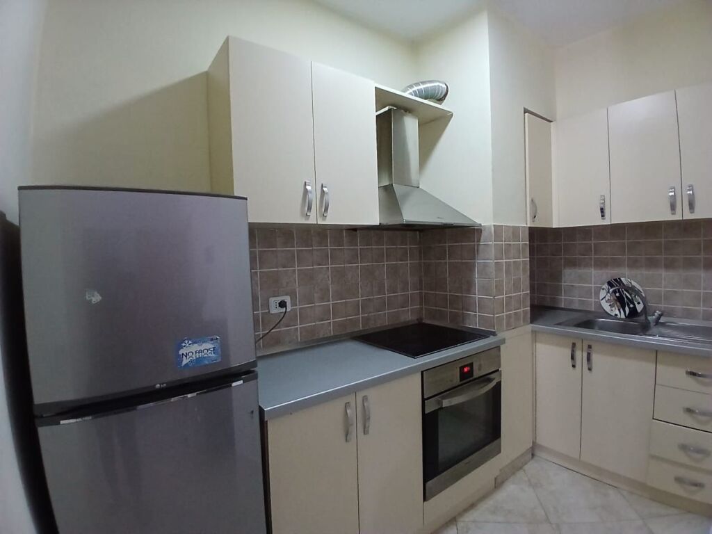 Studio apartments for rent on Barrikadave Street