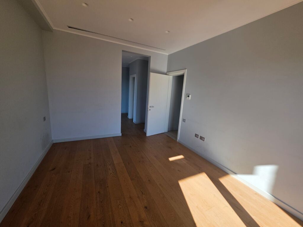 3+1, empty at garden residence, 2000 euros negotiable