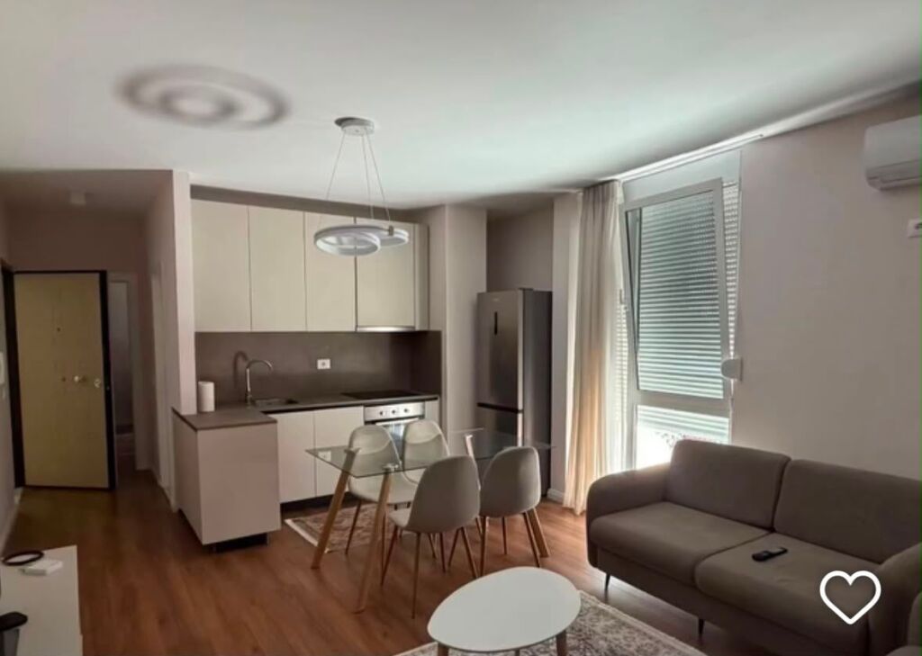 Apartment 2+1 for rent at Barricades Street