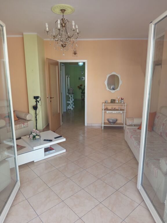 **🏡 Shitet Apartament 2+1 në Vollga, Durrës**