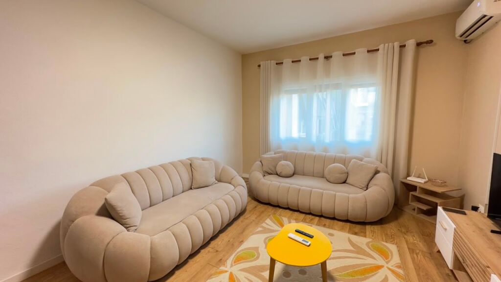 Affitto, Appartamento 2+1, Brryl, Tirane. Empire71616