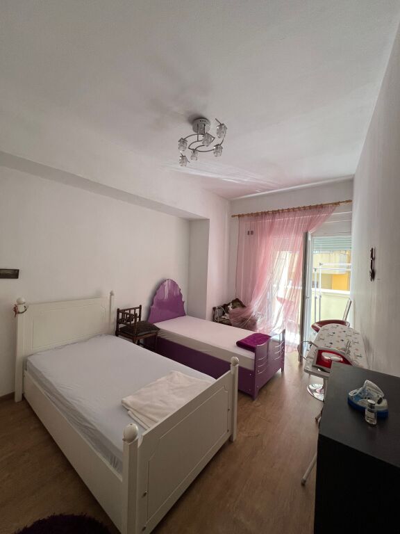 Jepet me qira apartamet 2+1+Bllk tek Kodra Diellit
