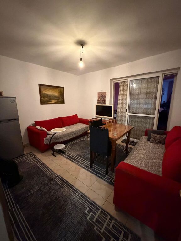 🏡 Shitet Apartament 1+1