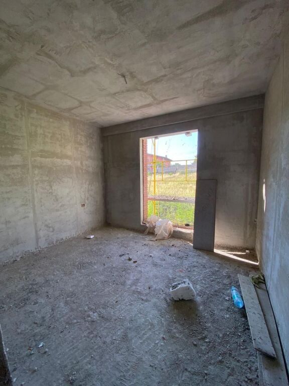 SHITET APARTAMENT 2+1+2 BALLKONE, UNAZA E MADHE PASKUQAN