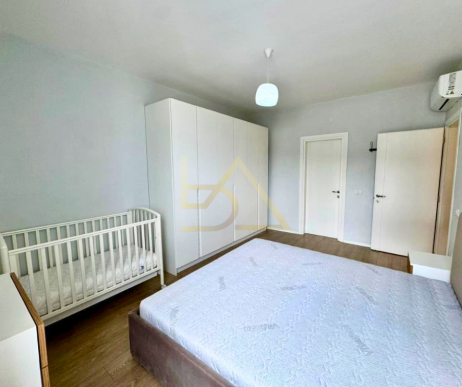 Apartament 2+1+2 për Shitje – Liqeni i Thatë, pranë Parkut Zoologjik, Tiranë