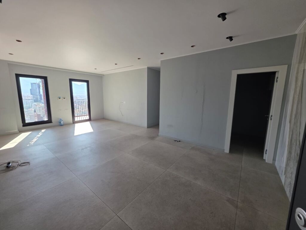 Office for rent at Garden Building on Kavaja Street