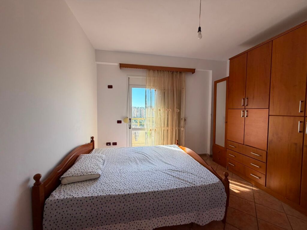 In vendita: Appartamento 2+1 con Vista Laterale sul Mare - Rira, Stazione di Servizio Kastrati, Lungomare, Vlore