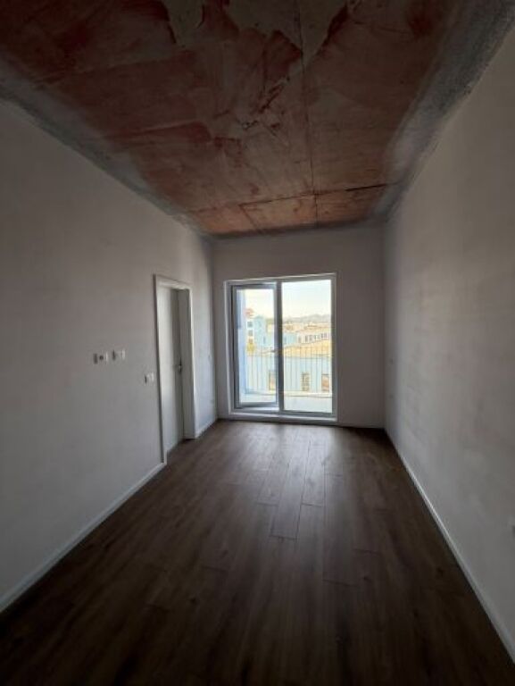 Shitet Apartament 2+1+2 tek Rezidenca Oxa , Fresku